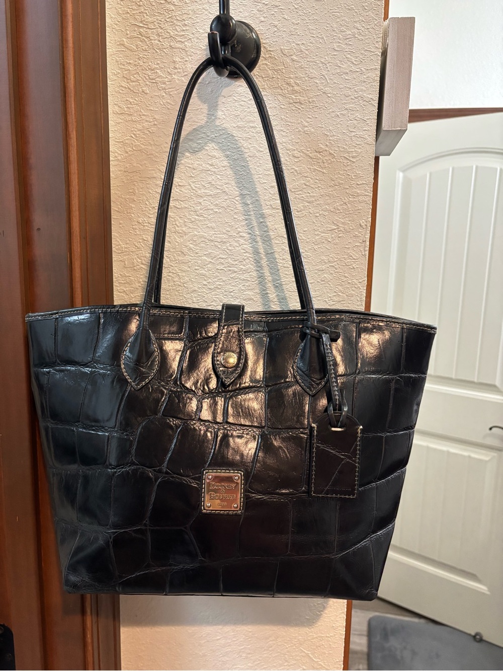 Dooney & Bourke Black Croc-Embossed Shoulder Tote